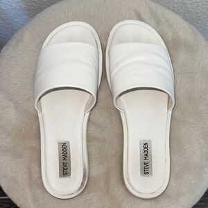 Steve Madden Cream Slide Sandals